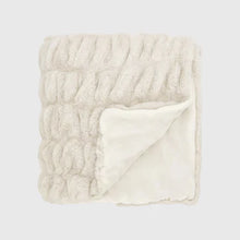 Load image into Gallery viewer, Mallow Faux Fur Throw Coconut
