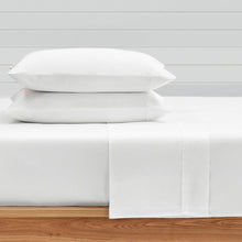 Load image into Gallery viewer, Sateen King Sheet Set - White
